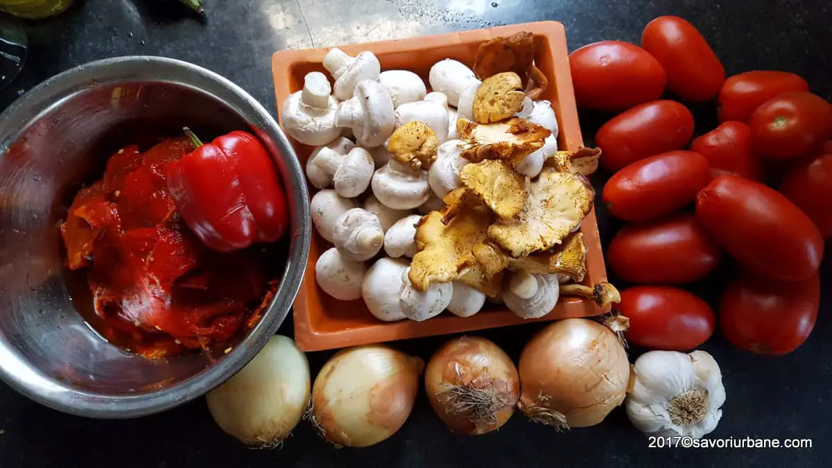 ingrediente reteta zacusca de ciuperci cu ardei copti