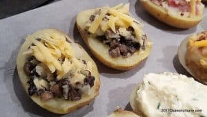 reteta cartofi copti cu ciuperci si branza gouda gratinata (2)