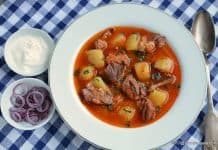 Ciorba de cartofi cu afumatura reteta ardeleneasca Ciorba de cartofi cu afumatura reteta ardeleneasca savori urbane