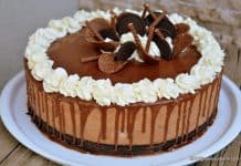 Tort Oreo cu mascarpone si ciocolata – fara coacere Tort Oreo cu mascarpone si ciocolata - fara coacere reteta pas cu pas savori urbane