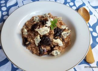 Orez cu prune uscate, afumate – reteta pas cu pas cum se face risotto cu prune si branza cu mucegai albastru