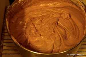 cum se incorporeaza frisca in mousse de ciocolata cu gelatina (2)