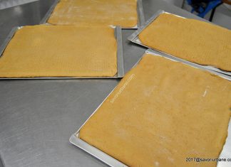 Foi cu miere pentru prajituri reteta pas cu pas Foi cu miere pentru prajituri reteta pas cu pas savori urbane