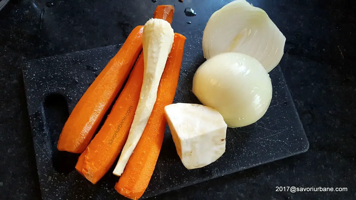ce legume si zarzavaturi se pun la mancarea de fasole cu carnati si costita