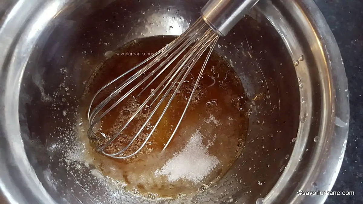 preparare reteta pricmigdale cu nuca migdale albus de ou (1)