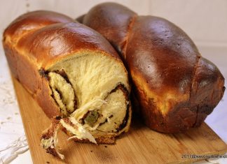 Cozonac pufos reteta simpla cu rahat si nuca – cozonaci traditionali Cozonac pufos reteta simpla cu rahat si nuca pas cu pas savori urbane