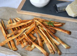 Saleuri simple cu parmezan si rozmarin Saleuri simple cu parmezan si rozmarin savori urbane