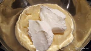 reteta crema de vanilie cu frisca pentru prajituri millefeuille napoleon (3)