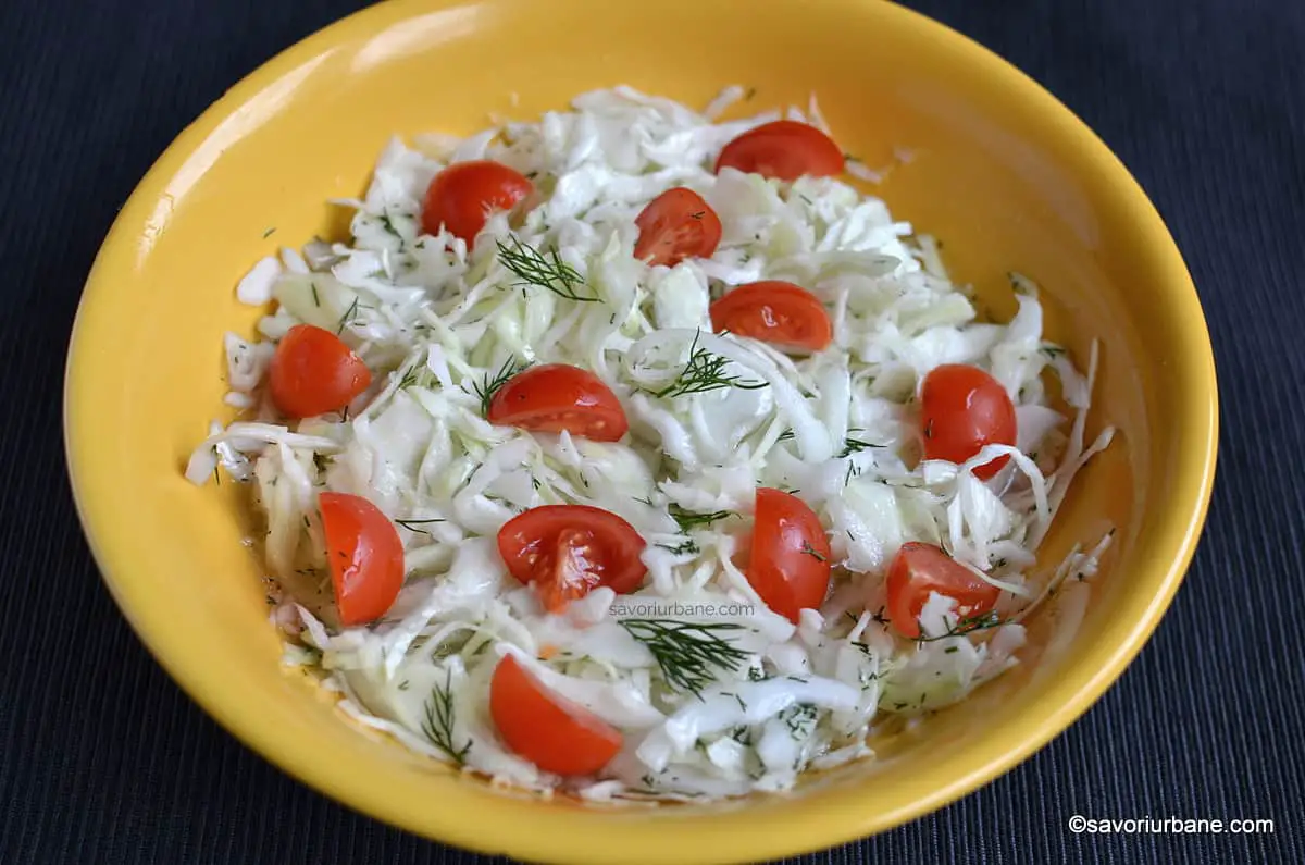 Salata de varza reteta simpla si rapida savori urbane