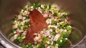 cum se caleste ceapa slanina afumata usturoiul pentru ciorba de salata (1)