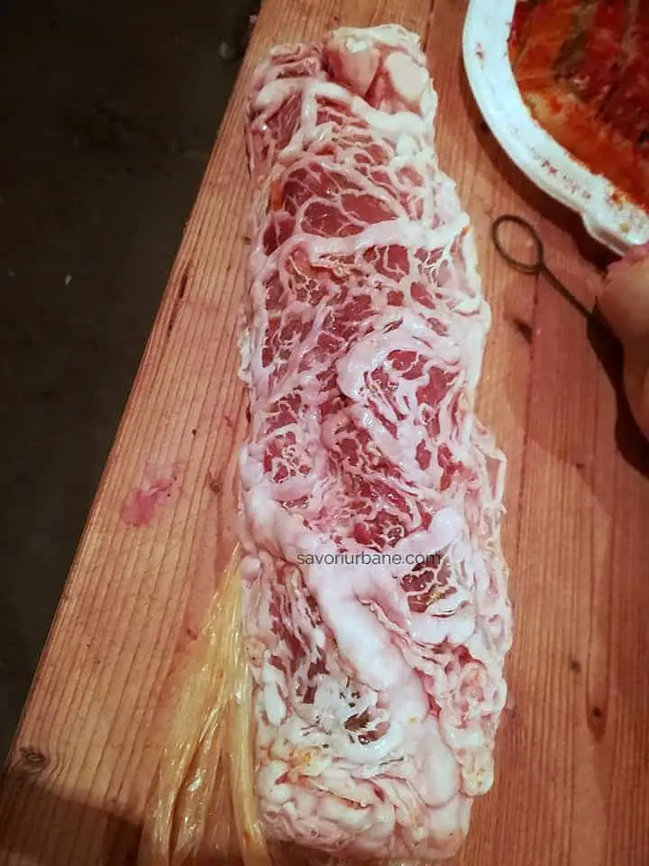 muschiulet de porc in prapur - umplut cu carne de carnati