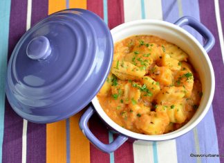 Mancare de cartofi reteta de tocanita sau papricas de post Mancare de cartofi reteta de tocanita de post savori urbane