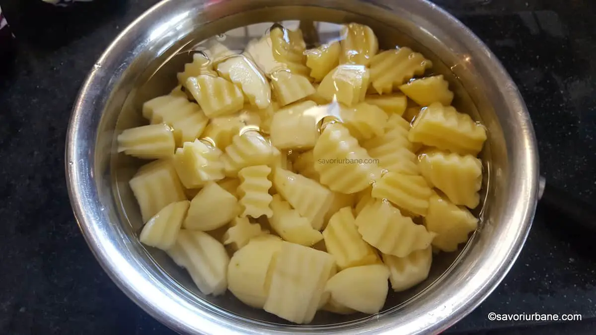 cum se pregatesc cartofii pentru tocanita (2)