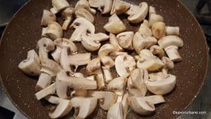 cum se soteaza ciupercile la tigaie (2)