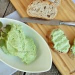 Cremă de avocado cu brânză și usturoi – cremă aperitiv