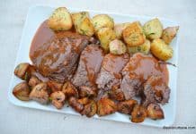 Friptura inabusita de vita cu sos de vin, rosii si legume la cuptor Friptura inabusita de vita cu sos de vin rosii si legume la cuptor reteta savori urbane