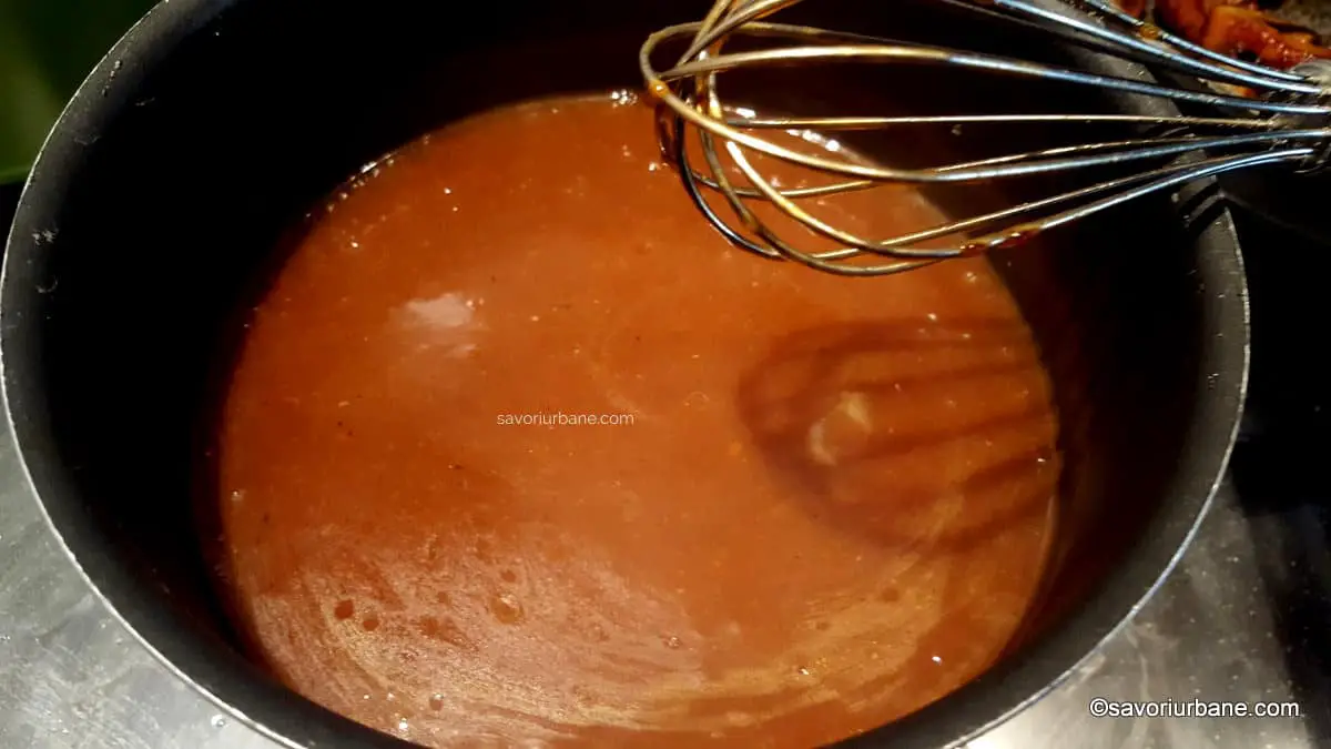cum se ingroasa sosul pentru friptura cu amidon