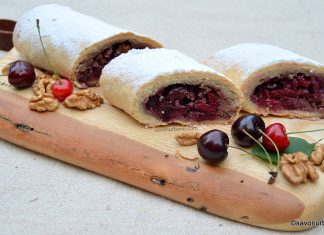 Ștrudel cu vișine sau cireșe și nucă rețeta de învârtită cu vișine Ștrudel cu vișine sau cireșe și nucă rețeta de învârtită cu vișine savori urbane