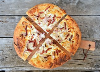 Langoși la cuptor cu smântână și usturoi – rețeta tradițională ungurească Langoși la cuptor rețeta tradițională ungurească - tepsis lángos savori urbane