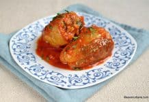 Ardei umpluți de post în sos de roșii rețeta simplă Ardei umpluți de post în sos de roșii reteta savori urbane