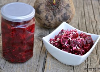Salată de sfeclă roșie la borcan pentru iarnă – rețeta bunicii Salată de sfeclă roșie la borcan pentru iarnă - rețeta bunicii savori urbane