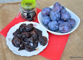 Prune deshidratate de casă – prune uscate – rețeta fără conservant Prune deshidratate de casa reteta fara conservant Savori Urbane