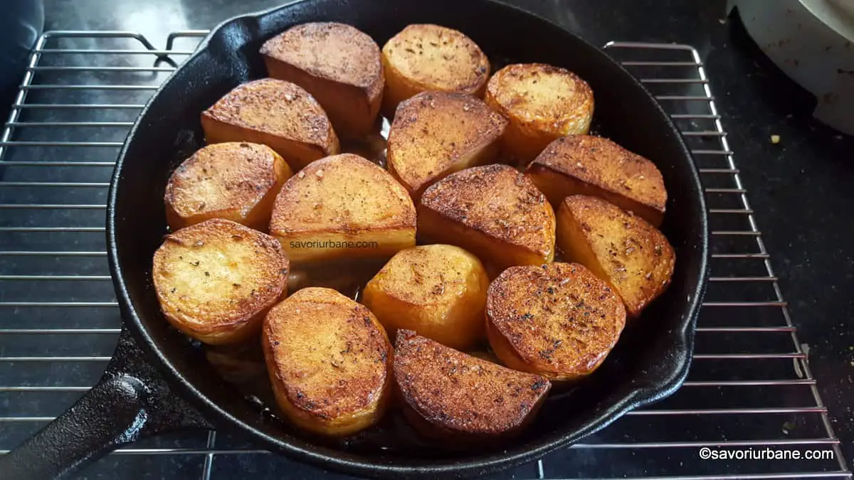 coacere cartofi fondanti la cuptor