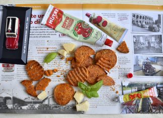 Biscuiți aperitiv cu gust de pizza – rețeta de pizza crackers Biscuiți aperitiv cu gust de pizza - fragezi și aromați reteta simpla savori urbane