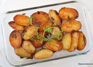 Cartofi cu ierburi aromatice și usturoi – la cuptor sau la tigaie Cartofi cu ierburi aromatice și usturoi - la cuptor sau la tigaie reteta savori urbane