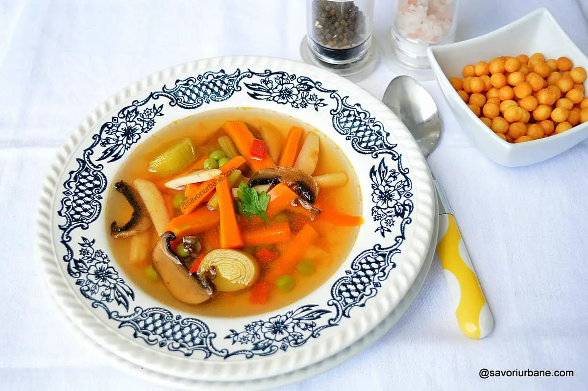 cum se face supa simpla de legume reteta