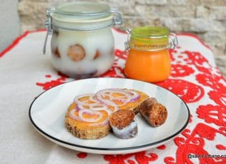 Cârnați la garniță – rețeta de cârnați prăjiți la borcan, în untură reteta carnati la garnita in untura explicata pas cu pas