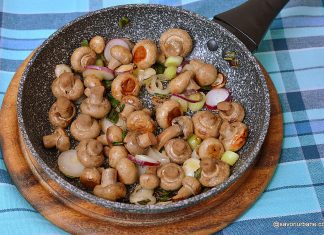 Ciuperci la tigaie cu usturoi și ceapă – rețeta de post și dietetică Ciuperci la tigaie cu usturoi și ceapă - rețeta de post savori urbane