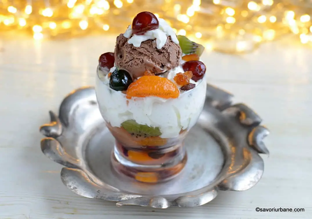 Coupe Jacques - cupe cu înghețată, fructe și frișcă - rețeta de cofetărie savori urbane