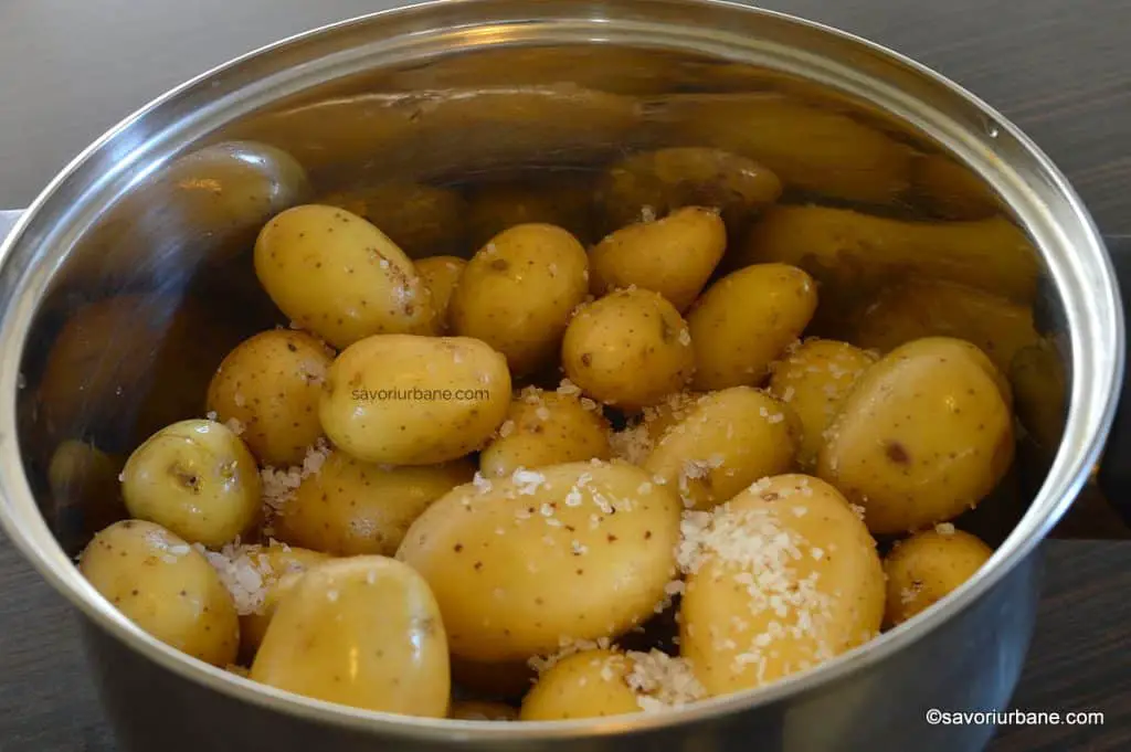 fierbere cartofi in coaja pentru gratin (1)