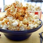 Popcorn cu caramel sau zahăr ars – făcut în casă