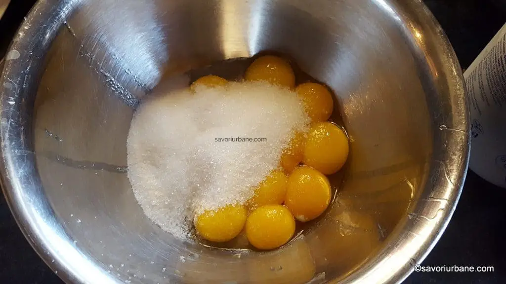 preparare prajitura cu iuart si portocale (2)