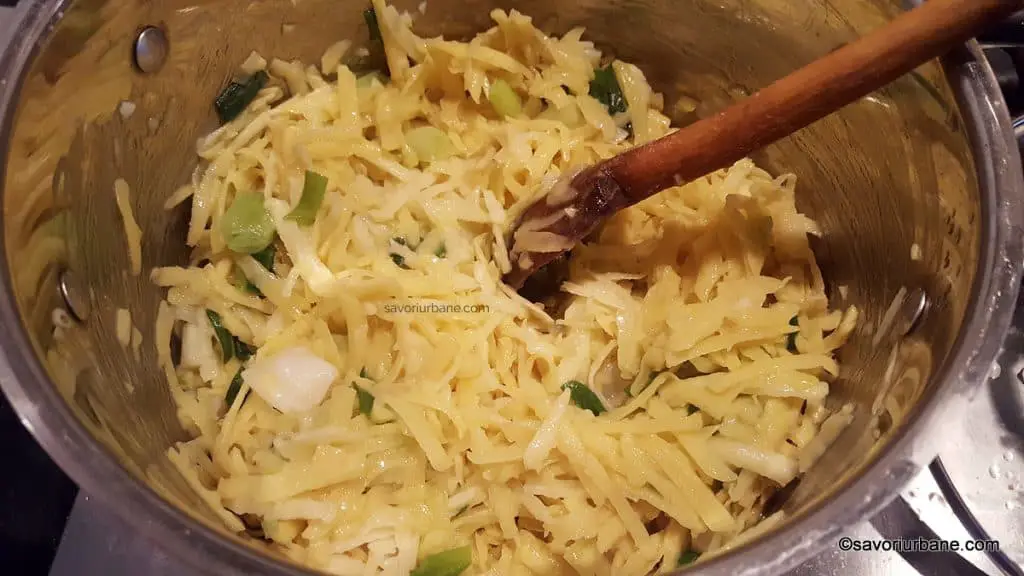 prepare supa crema cu cartofi si spanac (1)