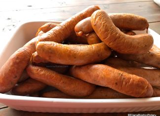 Reteta de crenvursti de casa (polonezi) ca pe vremuri Reteta de crenvursti de casa (polonezi) reteta de pe vremuri savori urbane