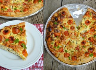 Plăcintă sărată cu brânză, smântână, ceapă verde și roșii cherry Plăcintă sărată cu brânză, smântână, ceapă verde și roșii cherry reteta savori urbane 1