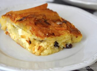 Plăcintă cu brânză și stafide cu foi subțiri din comerț – rețeta de plăcinta creață Plăcintă cu brânză și stafide cu foi subțiri din comerț rețeta de plăcinta creață savori urbane 1