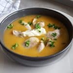 Supă cremă de pui cu legume – rețeta simplă și delicioasă