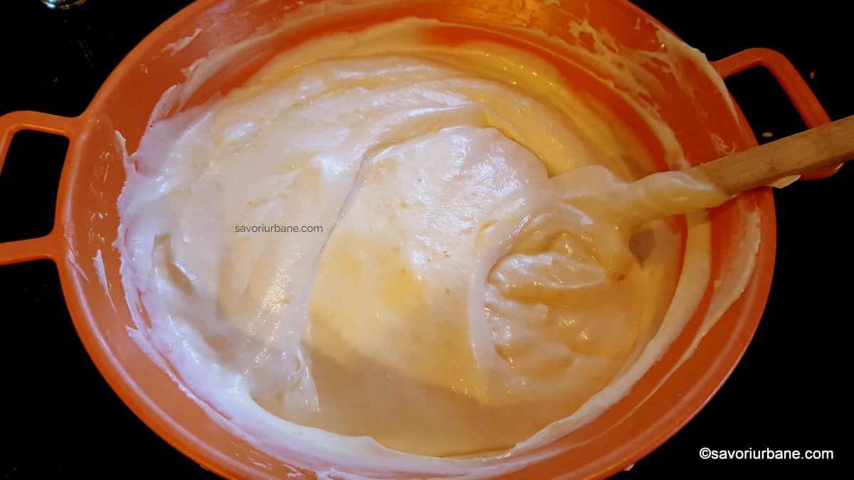 asamblare crema de portocale cu gelatina si frisca batuta (5)