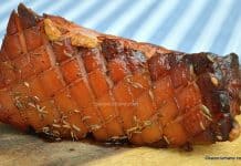 Costiță de porc la cuptor (kaiser, piept de porc afumat) – rețeta de friptură cu șoric crestat Costiță de porc la cuptor (kaiser, piept de porc afumat) - rețeta de friptură cu șoric crestat savori urbane