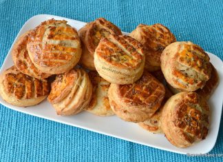 Pogăci cu jumări – rețeta ardelenească de pogăcele fragede Pogăci cu jumări - rețeta ardelenească de pogăcele fragede savori urbane