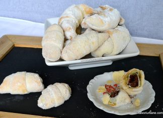 Cornulețe cu cremă de ciocolată sau Nutella – foarte fragede și gustoase Cornulețe cu cremă de ciocolată sau Nutella - foarte fragede și gustoase savori urbane