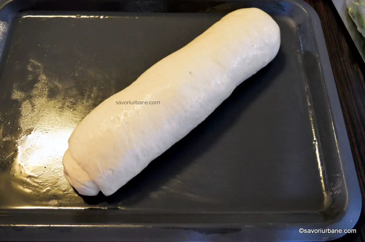 cum se impatura si ruleaza aluatul pentru franzela sau paine (5)