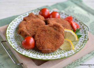 Șnițel din mușchiuleț de porc pane – rețeta de șnițele foarte fragede în stil vienez Șnițel din mușchiuleț de porc - rețeta de șnițele pane foarte fragede savori urbane