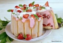 Șarlotă de căpșuni cu frișcă sau tort Diplomat cu căpșune și pișcoturi – fără coacere Șarlotă de căpșuni cu frișcă sau tort Diplomat cu căpșune și pișcoturi - fără coacere savori urbane new