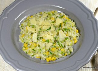 Orez cu dovlecei și porumb – rețeta de orez cremos cu legume și parmezan Orez cu dovlecei și porumb - rețeta de orez cremos cu legume și parmezan savori urbane
