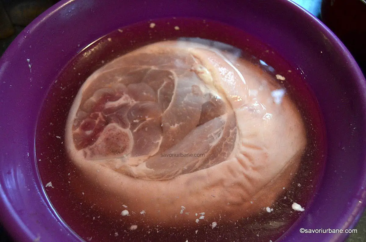 carne de porc marinata in saramura
